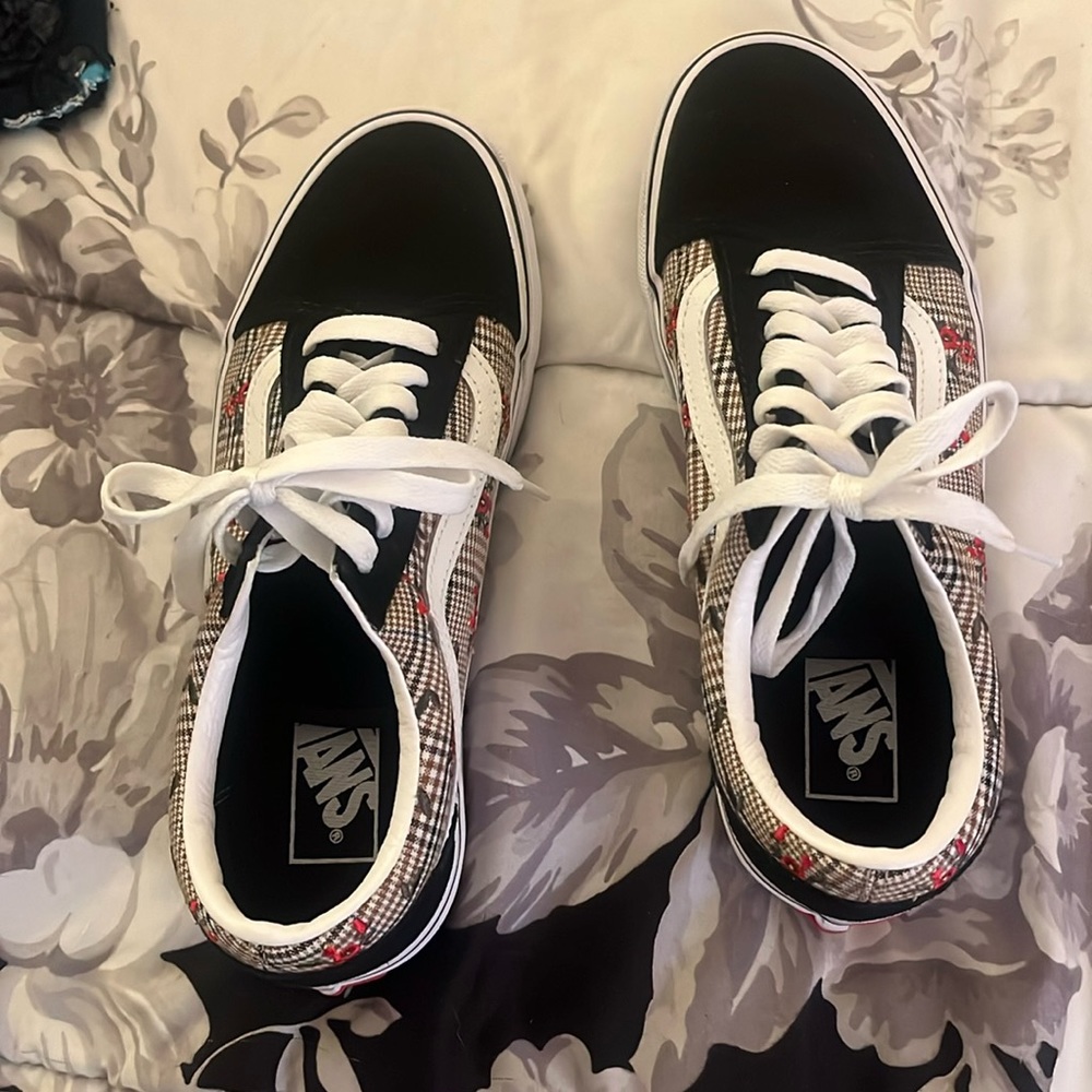 Size 8.5 Vans